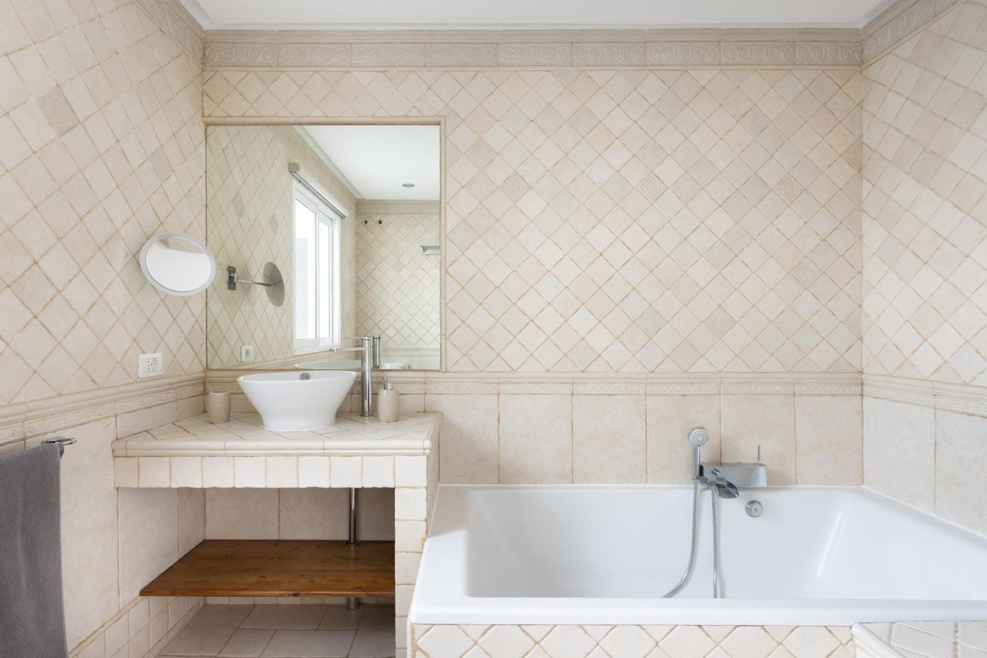 Exclusive Townhouse In Plaza Del Duque Close To The Hébergement de vacances *