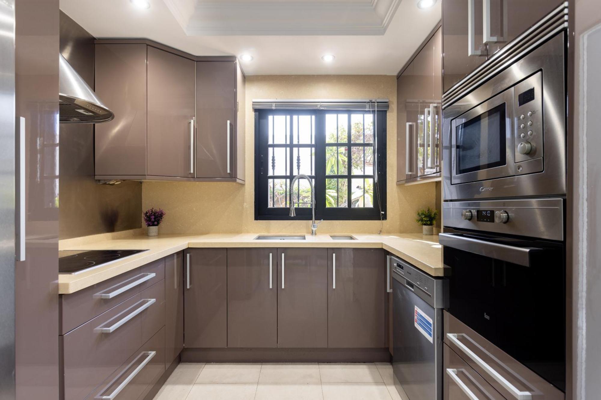 Exclusive Townhouse In Plaza Del Duque Close To The Hébergement de vacances *